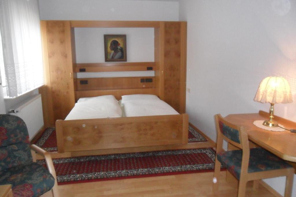 Hotel Badstube Otterberg الغرفة الصورة